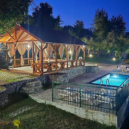 Aida Villa Bjelosi
